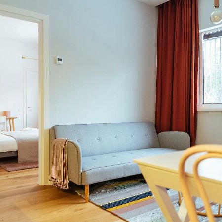 Boutique Luxury Flats - La Maison Du Petit Paris Букурещ Екстериор снимка