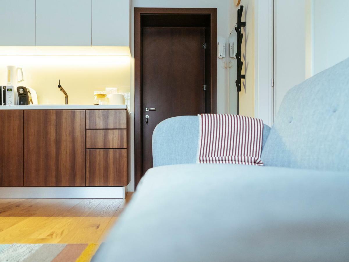 Boutique Luxury Flats - La Maison Du Petit Paris Букурещ Екстериор снимка