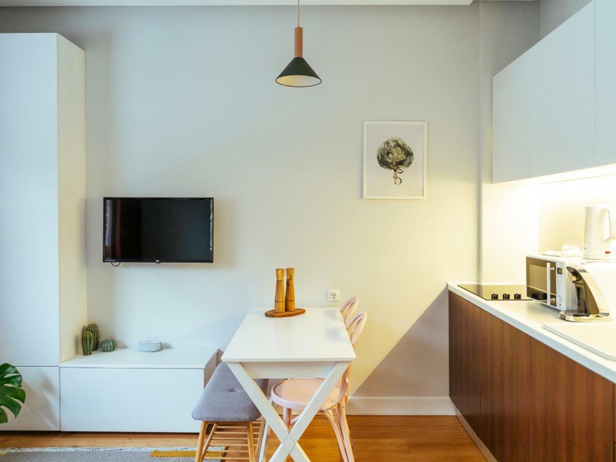 Boutique Luxury Flats - La Maison Du Petit Paris Букурещ Екстериор снимка